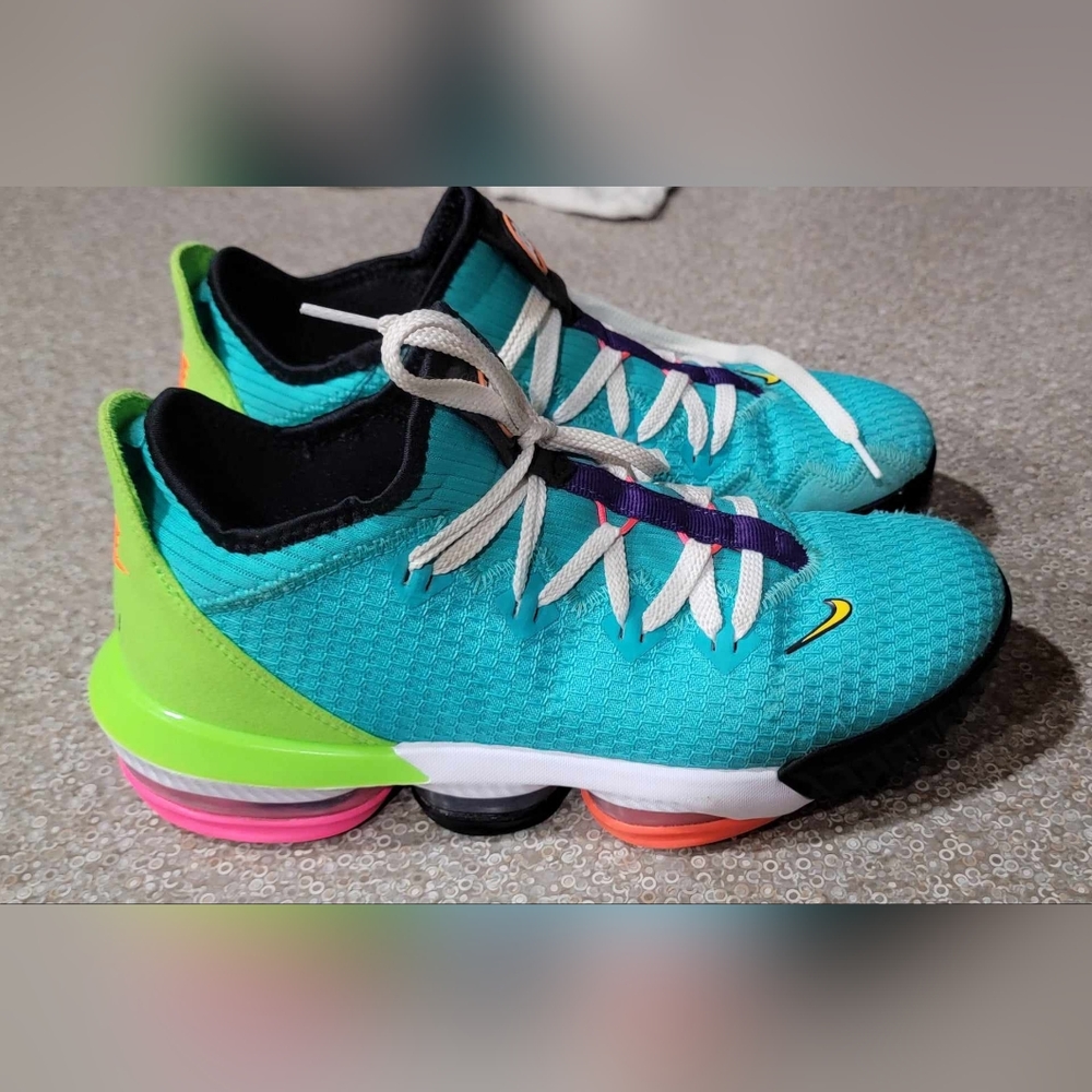 Nike LeBron 16 Low Basketball Shoe Men's Size 8